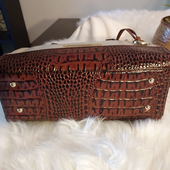 Brahmin Midsize Leather Bag: Measures 10.5W/ 8.5T/ 4.4D: Has Shoulder Strap - Picture 2 of 9